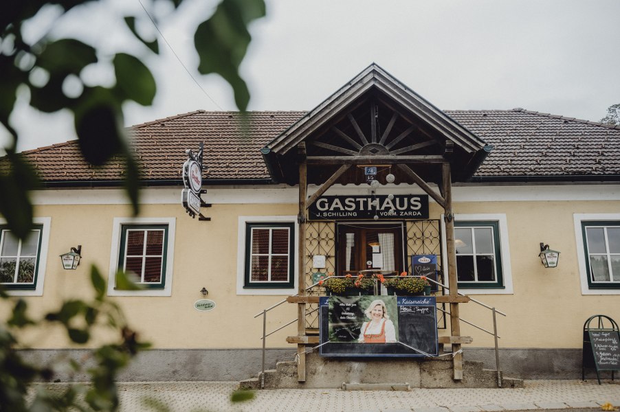 Wirtshaus mit Winter- und Gastgarten, © Niederösterreich Werbung/Rita Newman