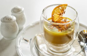 Orangen-Karottensuppe mit Ingwer, © Rita Newman