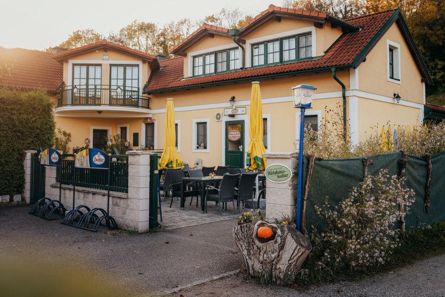 Direkt am Donauradweg gelegen, © Niederösterreich Werbung/Daniela Führer