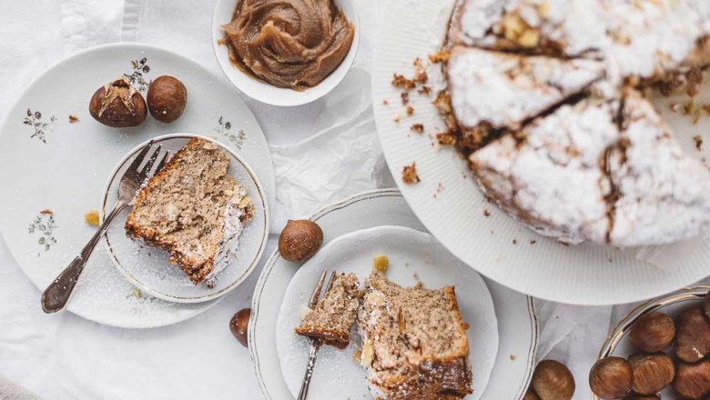 Maronikuchen  mit Mandeln, © Mara Hohla