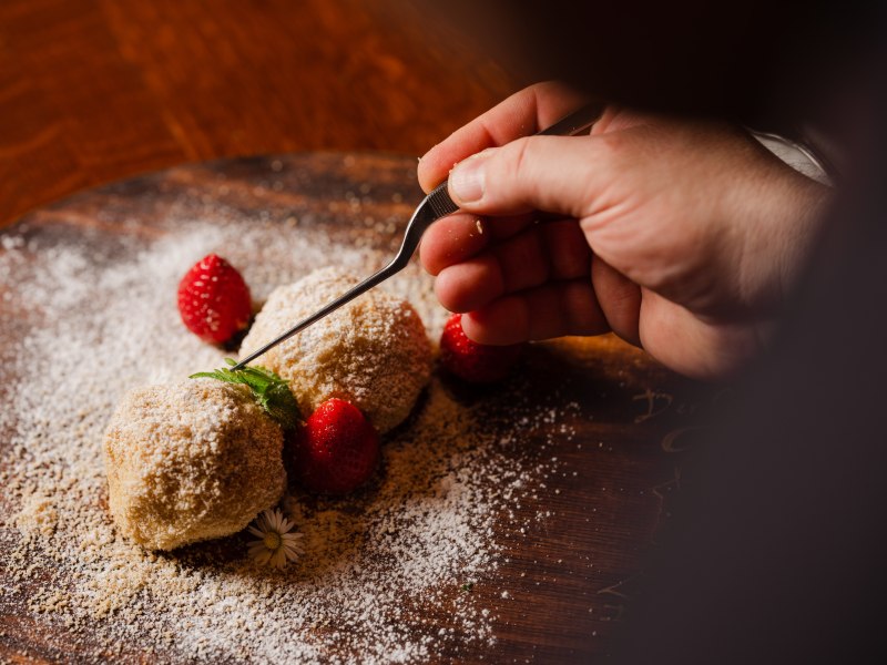 Fruchtige Knödel je nach Saison, © Niederösterreich Werbung/Michael Reidinger