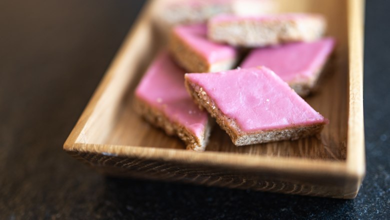 Gerührter Lebkuchen mit Glühweinglasur, © Niederösterreich Werbung/ Daniela Führer