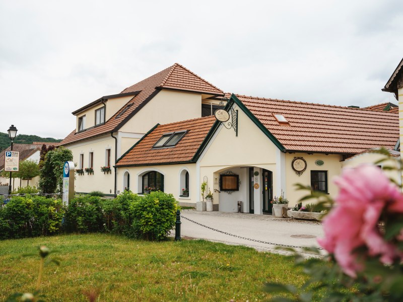 Gasthaus mit modern-traditioneller Küche, © Niederösterreich Werbung/Michael Reidinger