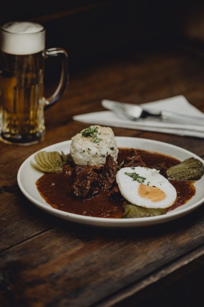 DAS Dorfwirtshaus für den großen (Gulasch)Hunger, © Niederösterreich Werbung/Sophie Menegaldo