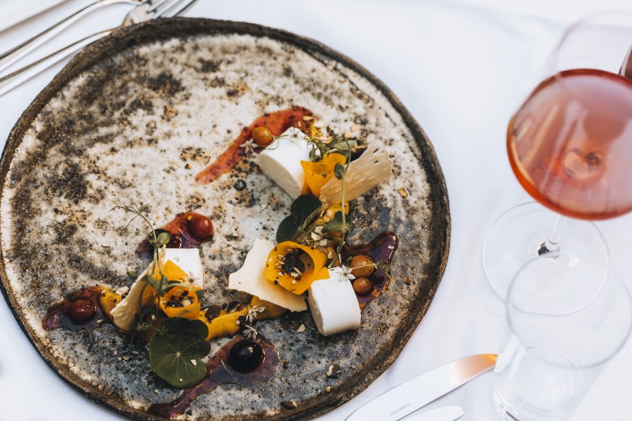 Schafkäse mariniert mit Kürbis und Traubensalat, © Niederösterreich Werbung/David Schreiber